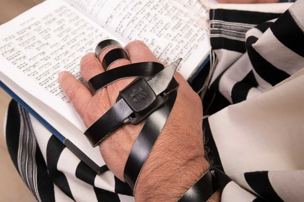 הנחת תפילין