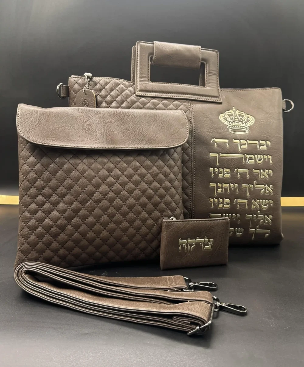 תיק תפילין מפואר בצבע חום מבט קדמי