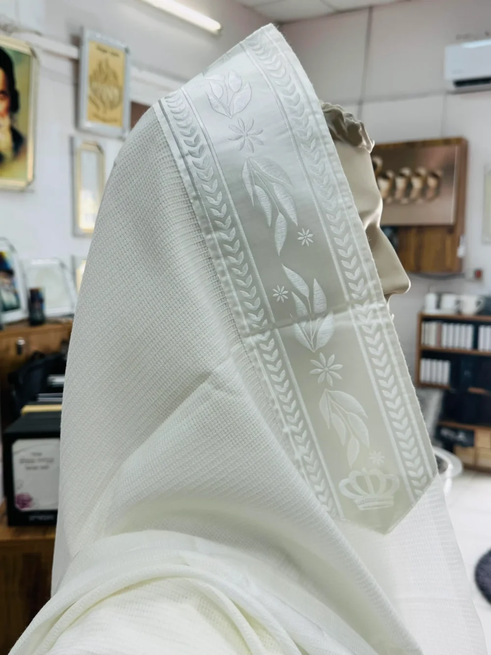 טלית צמר לבנה - 100% צמר רחלים