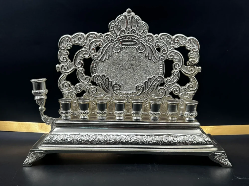 Alternative view of חנוכייה מפוארת ציפוי כסף אמיתי