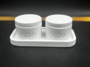 סט מלחייה ופלפל בטון לבן