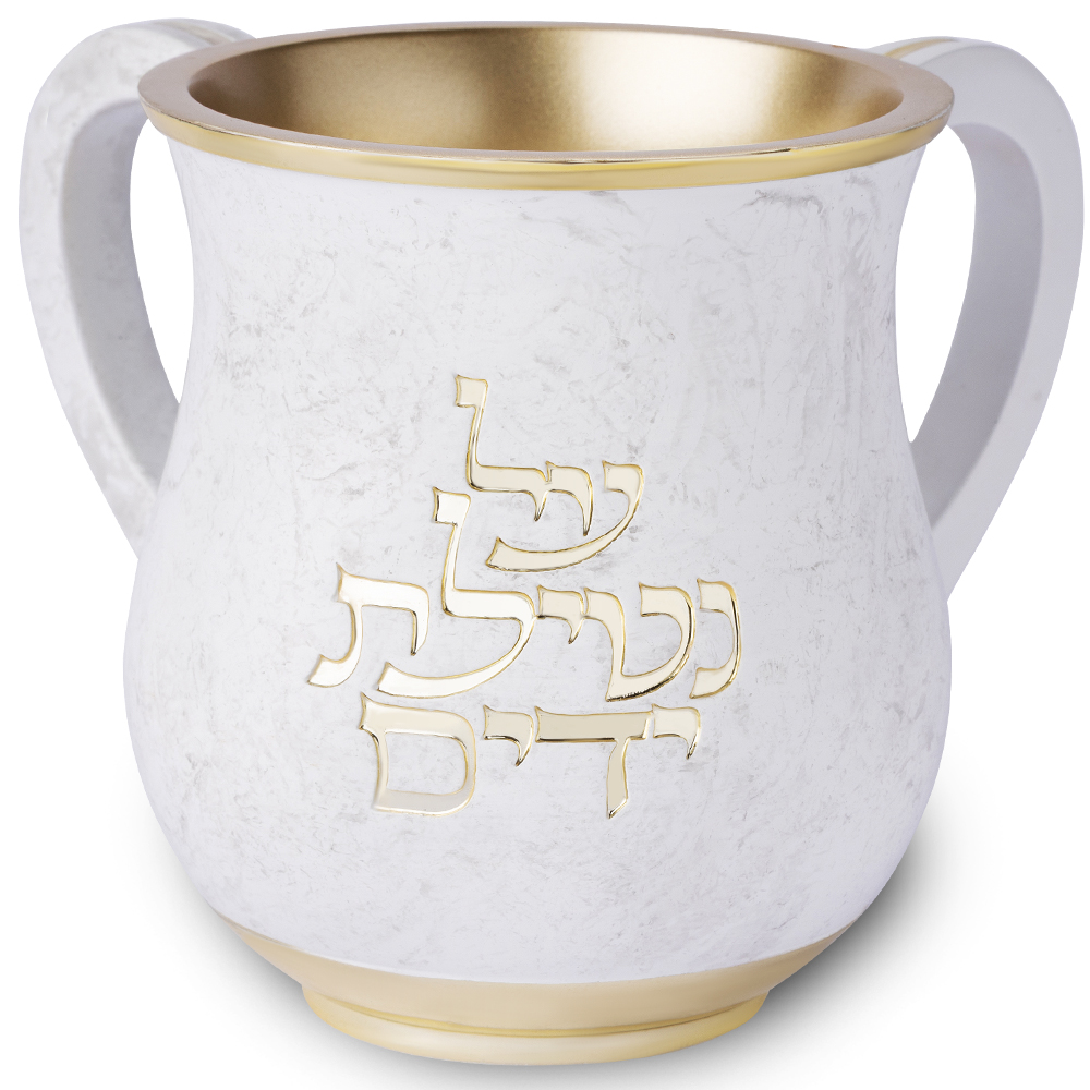 נטלה דמוית שיש בשילוב זהב